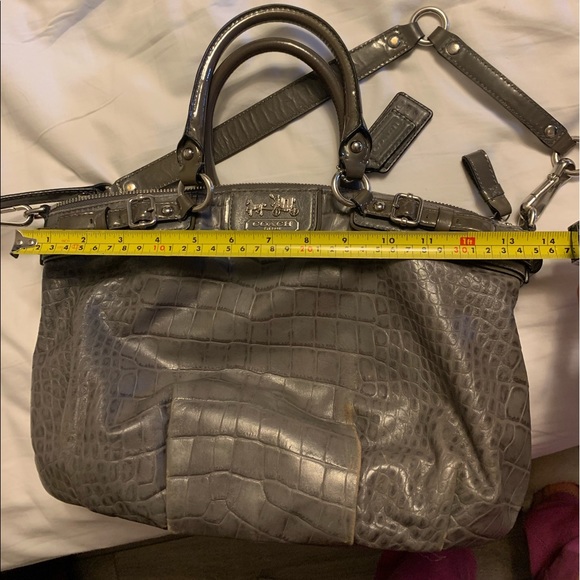 - Coach Grey leather purse - Picture 9 of 9